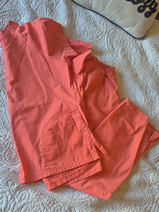 Source Unknown Pants - Coral Scrub Set